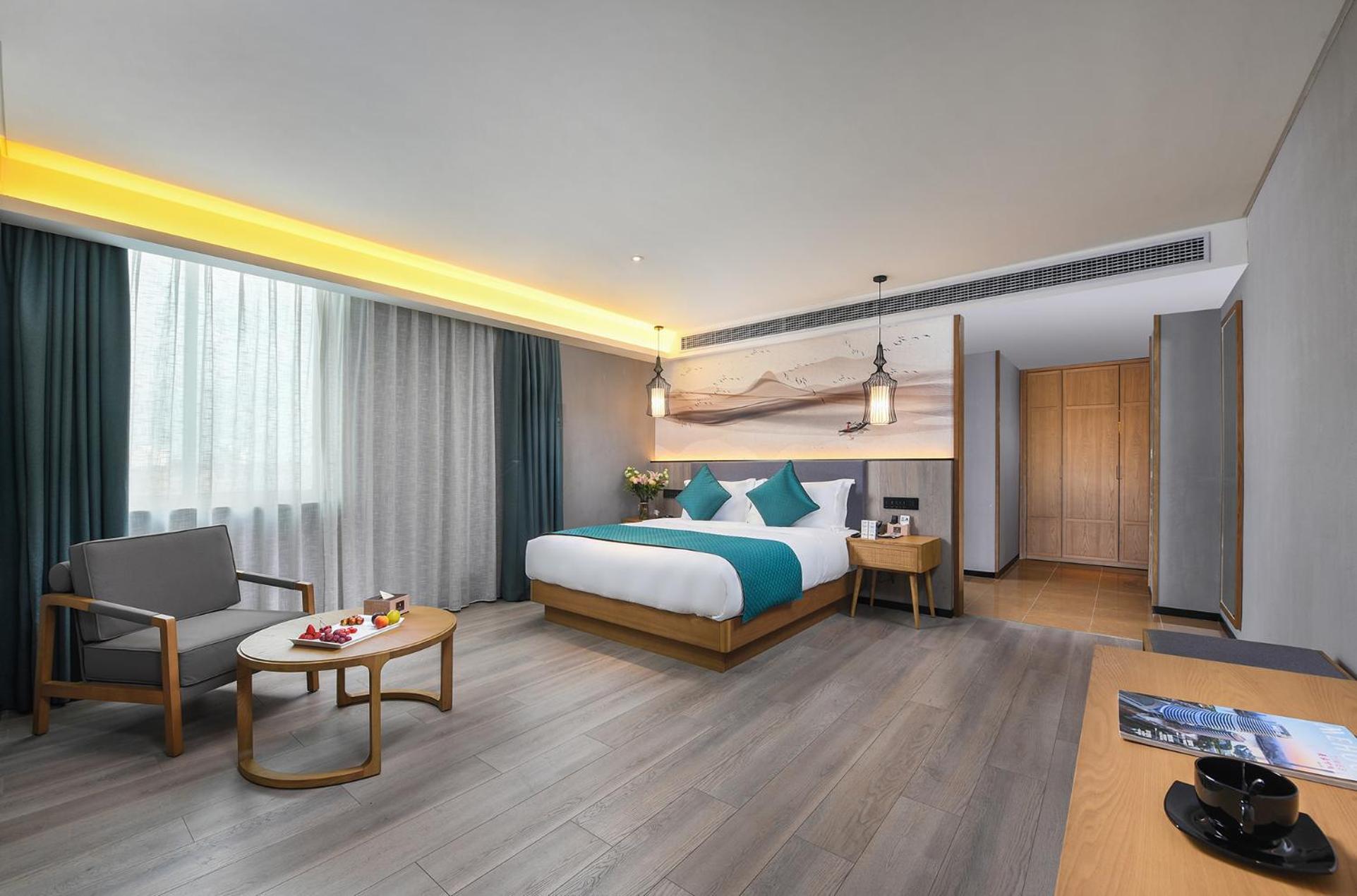 Mehood Lestie International Hotel Nancun Wanbo Metro Station Branch - Free Shuttle Bus To Canton Fair Complex During Canton Fair Period & Free Breakfast & Free Afternoon Tea & Free Midnight Snack & Free Vpn Internet Access Eksteriør bilde